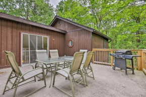 Cabin with Fire Pit and Decks - Walk to Lake Harmony!